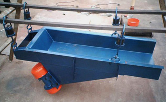 DZG振動(dòng)給料機(jī)