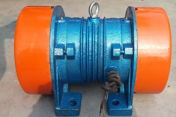 倉壁振動(dòng)器